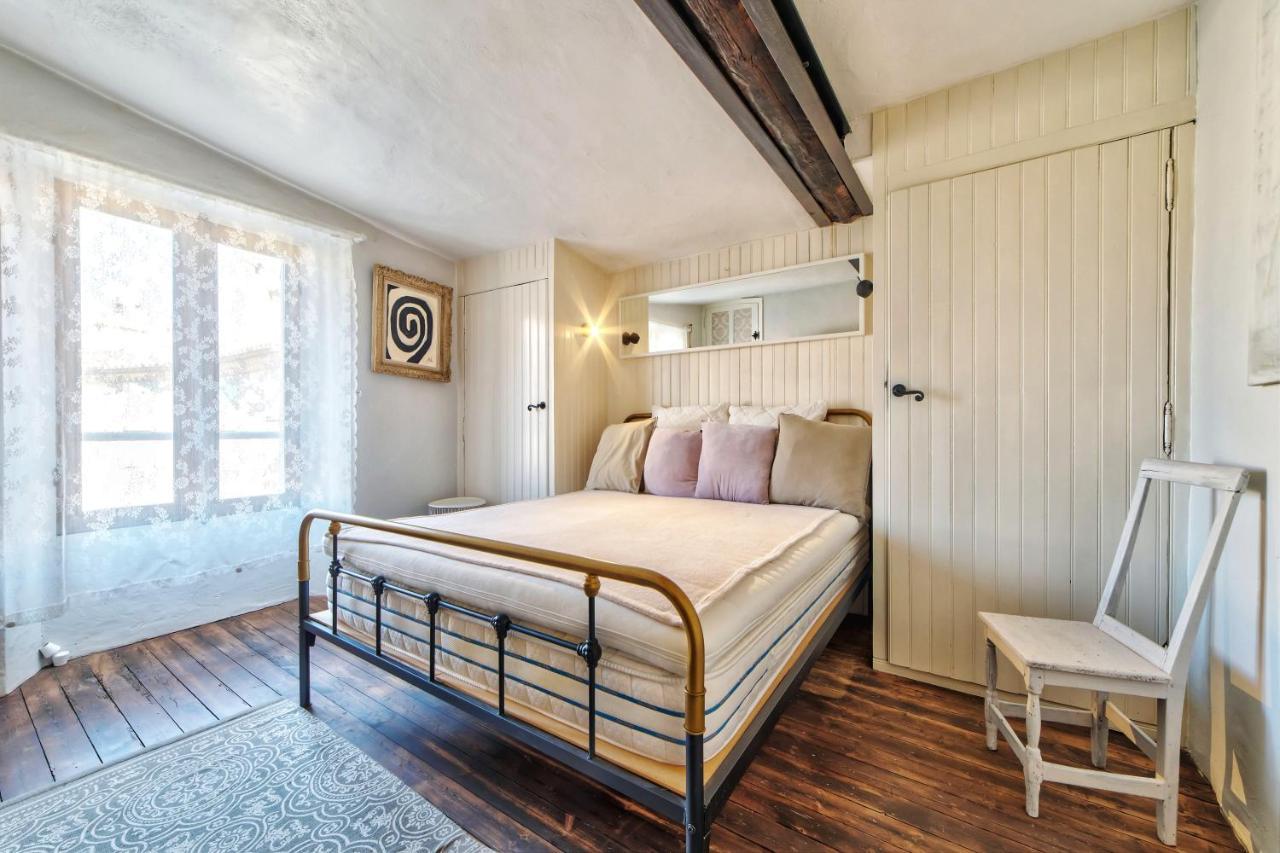 Townhouse Mougins In The Old Village, Fantastic View, Sea And Mountains Ngoại thất bức ảnh