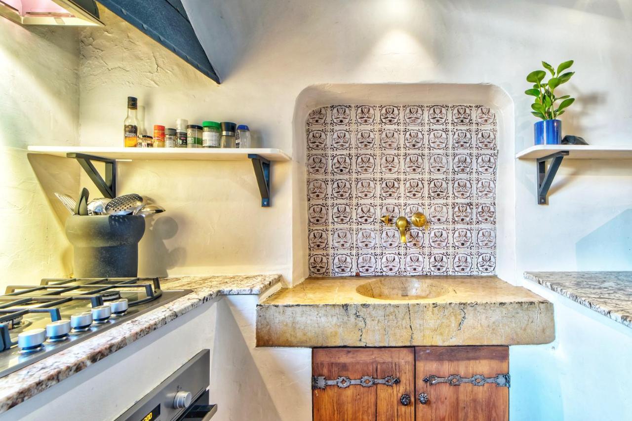Townhouse Mougins In The Old Village, Fantastic View, Sea And Mountains Ngoại thất bức ảnh